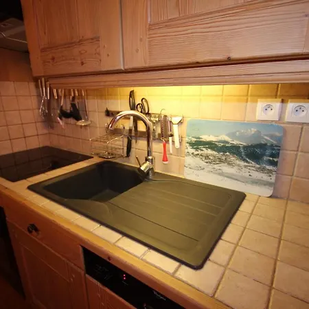 Apartment Le Mouanda 1 *